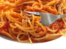 spaghetti with chianti or rose